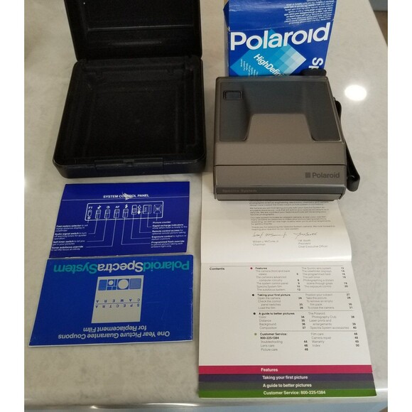 Polaroid Spectra system instant camera with 2 film packs sealed vintage camera - Picture 2 of 11